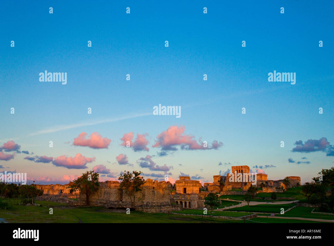 Die herrliche Klippen Ruinen von Tulum Mexiko Stockfoto