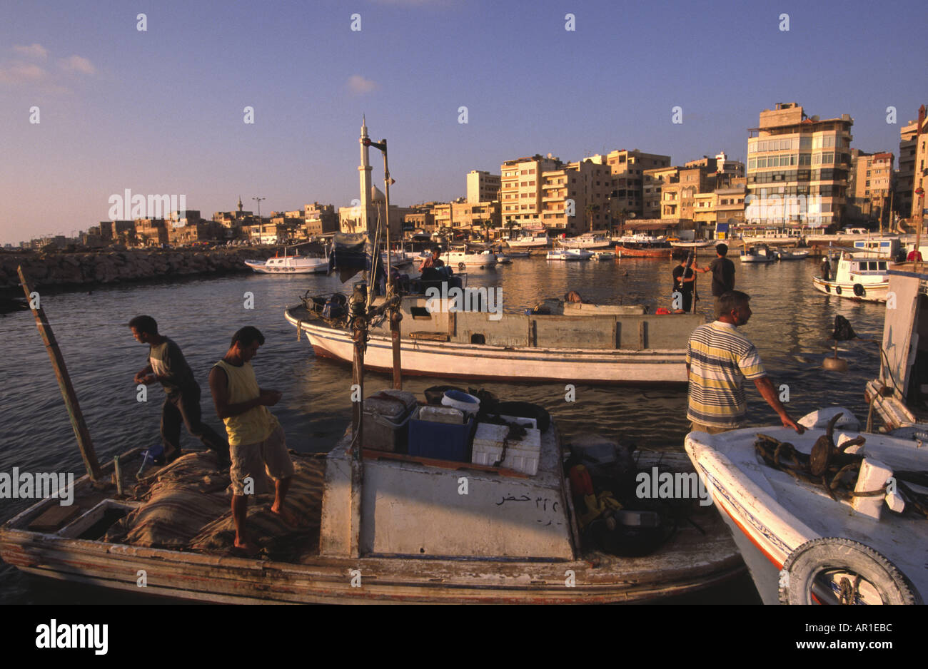 Die Küstenfischerei Stadt Tartos oder Tartus Stockfoto