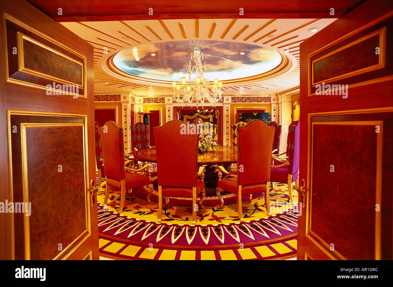 Grosser Speisesaal Im Royal Suite Hotel Burj Al Arab Dubai
