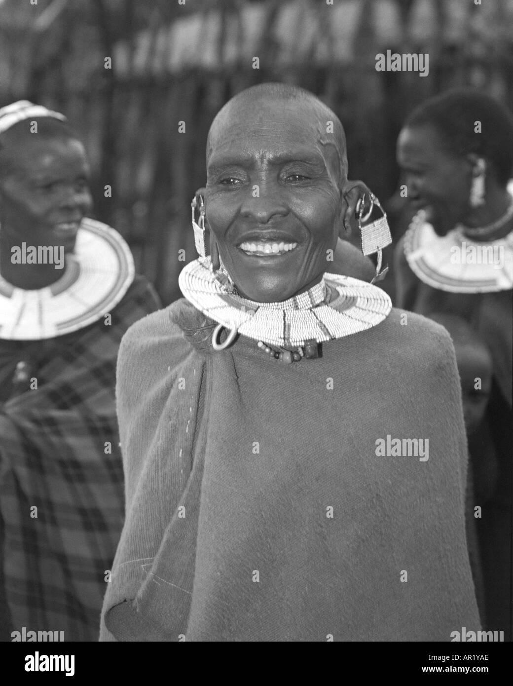 Alten Massai Frau, Tansania Ostafrika Stockfoto