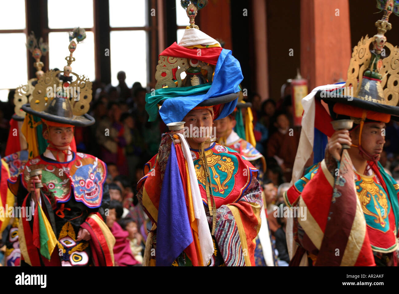 Bhutan Paro Festival Tsechu Tanz der schwarzen Hüte Shanag Tänzer Stockfoto