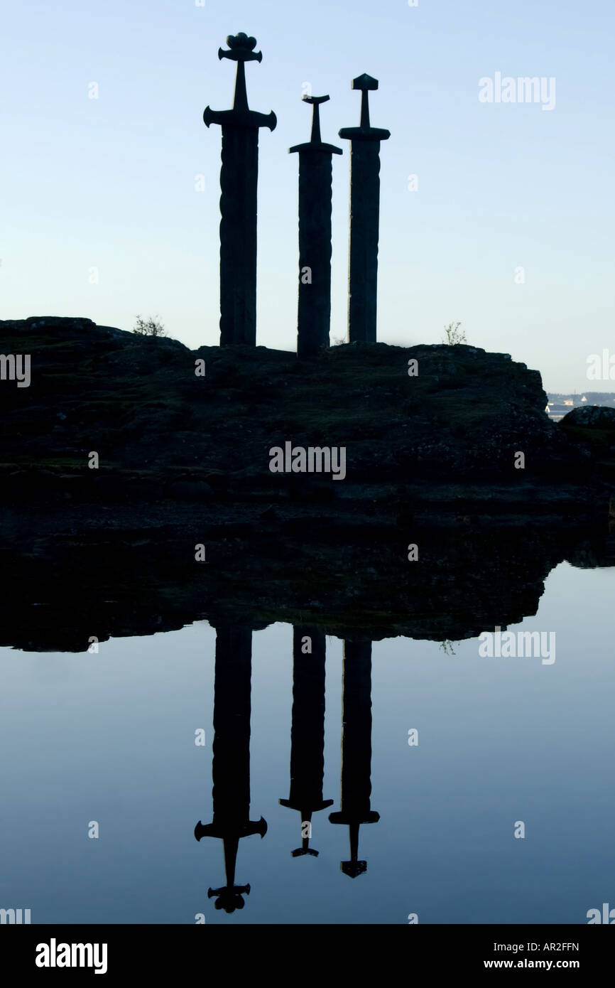 Drei Viking Grünlandfläche am Hafrsfjord schließen, Stavanger, Norwegen, Stavanger Sverd Fjell Stockfoto