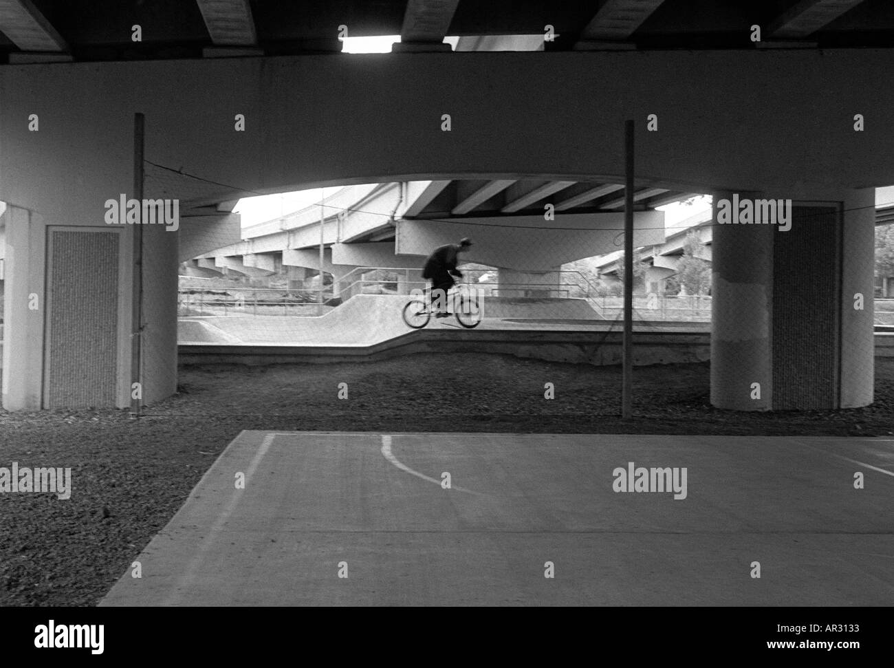 Junge auf einem Fahrrad Stockfoto