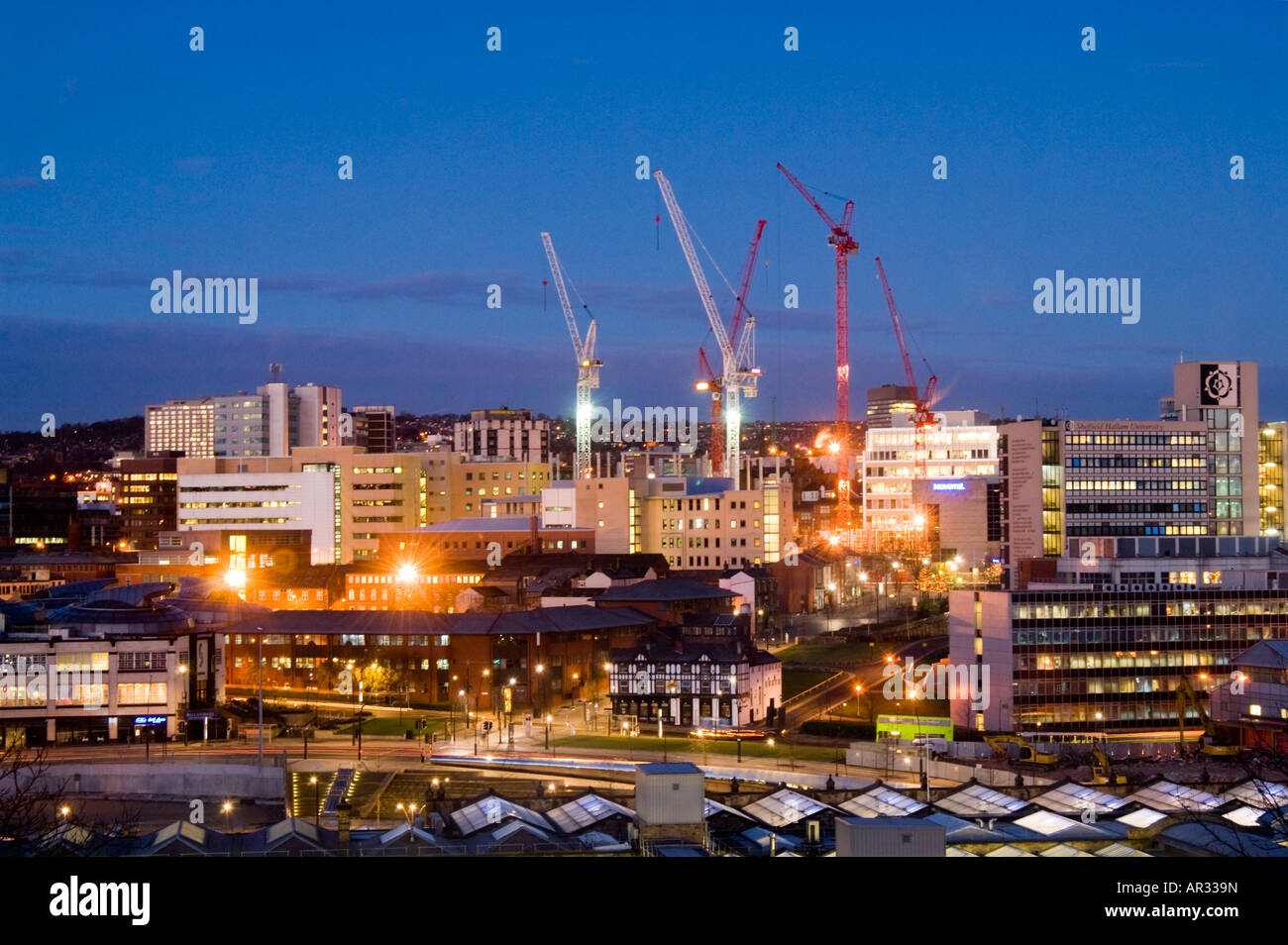 Sheffield Skyline bei Abenddämmerung UK Stockfoto