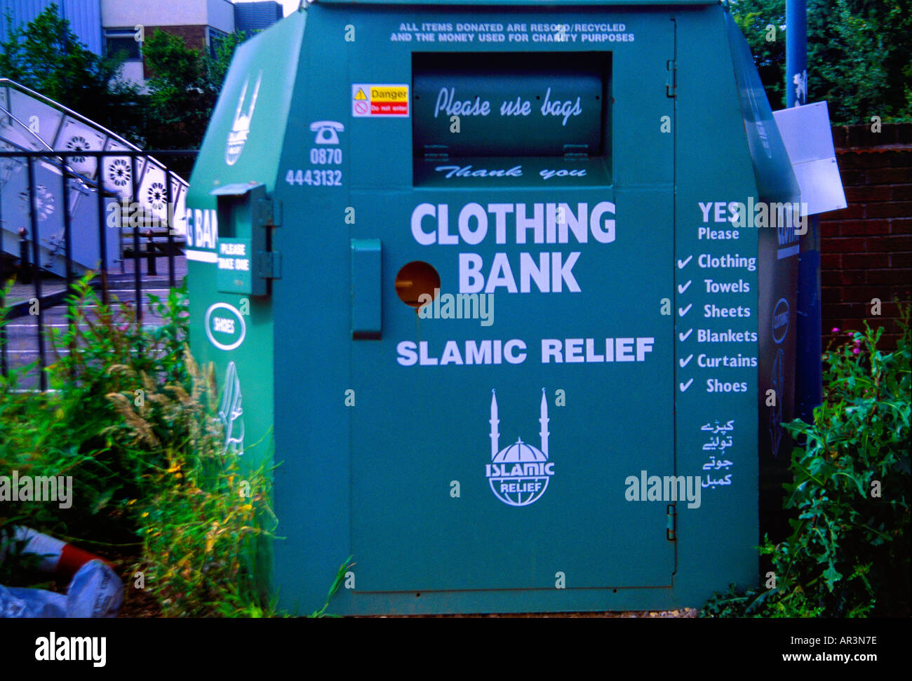 Islamic Relief Kleidung Bank in Birmingham West Midlands England Stockfoto