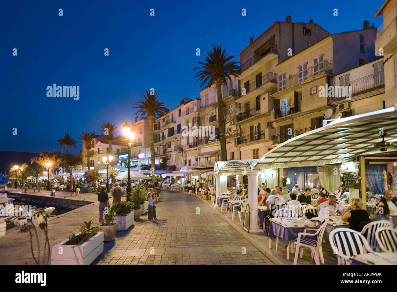 Restaurants am Quai Landry, Harbourfront, Calvi, Balagne, Korsika, Frankreich Stockfoto