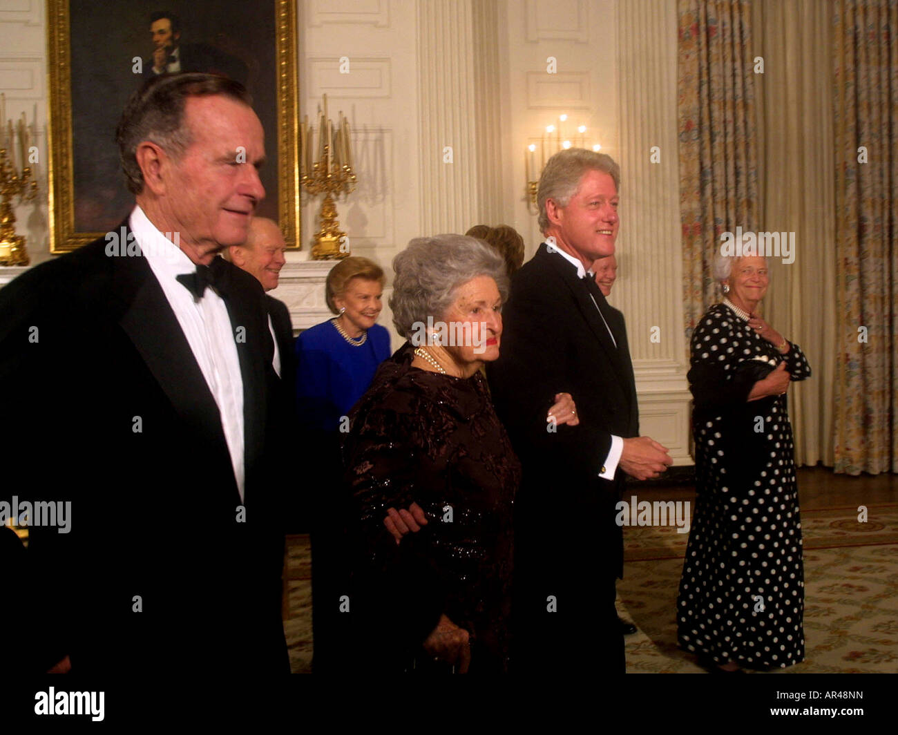 Ehemalige Präsidenten und First Ladies feiern den 200. Annivserary des weißen Hauses. Stockfoto