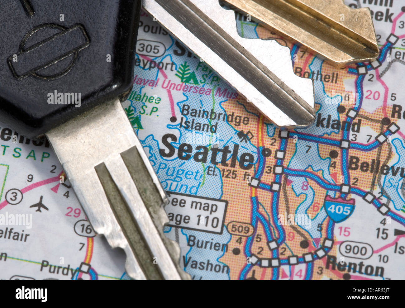 Eine Nahaufnahme von einer Karte von Seattle mit Autoschlüssel Stockfoto