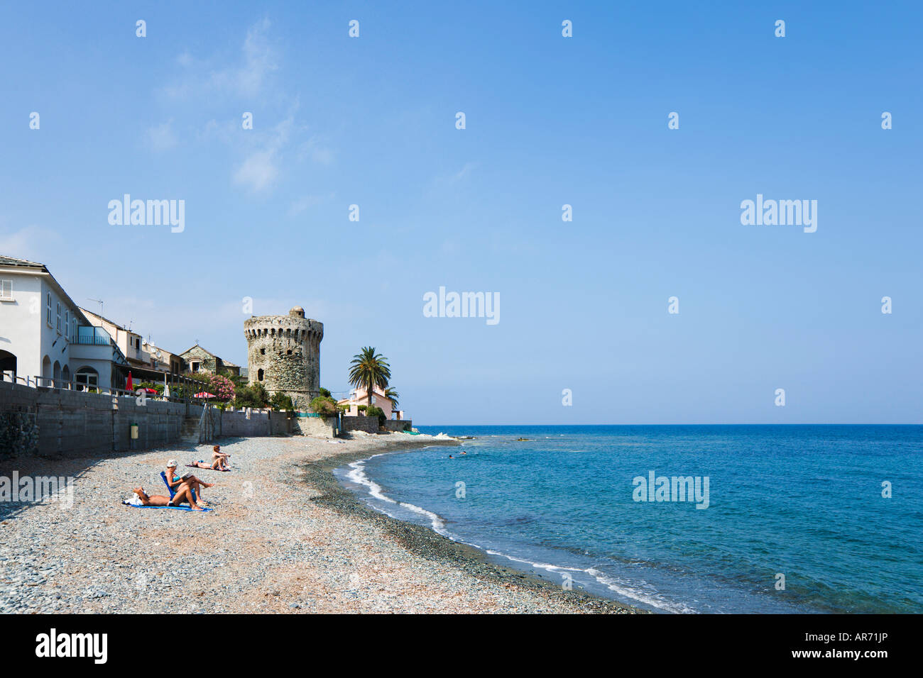 Strand und Hotel Torre Mar, e Miomo, Cap Corse, Korsika, Frankreich Stockfoto