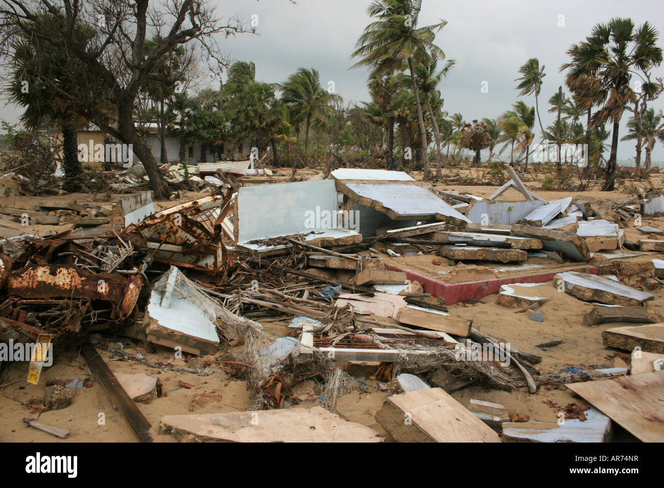Verbleibenden Häuser in einem kleinen Dorf auf Halbinsel Jaffna, Sri Lanka nach dem Tsunami in 2004 getroffen. Stockfoto