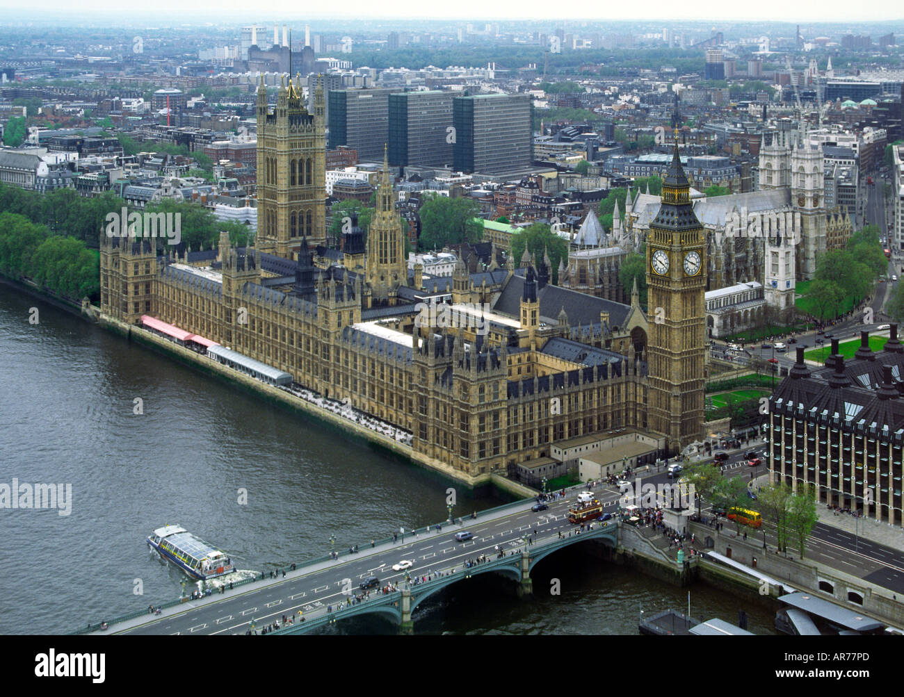 Häuser des Parlaments Westminster Brücke Fluss Themse London England UK Stockfoto