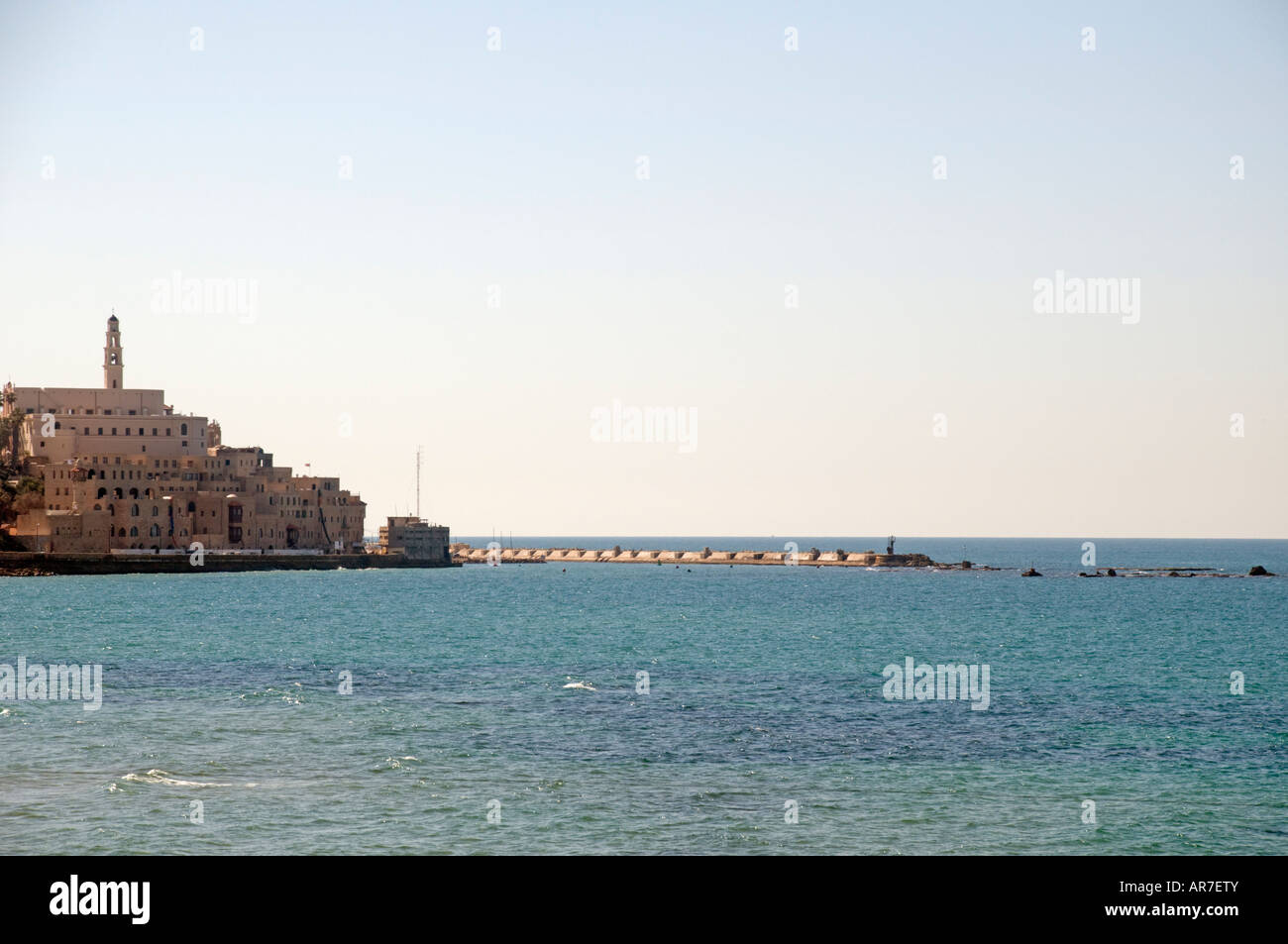 Andromeda rock jaffa -Fotos und -Bildmaterial in hoher Auflösung – Alamy