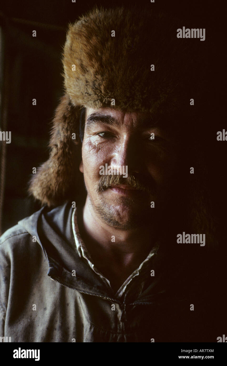 Sibirischen Jäger mit traditionellen Pelzmütze. Stockfoto