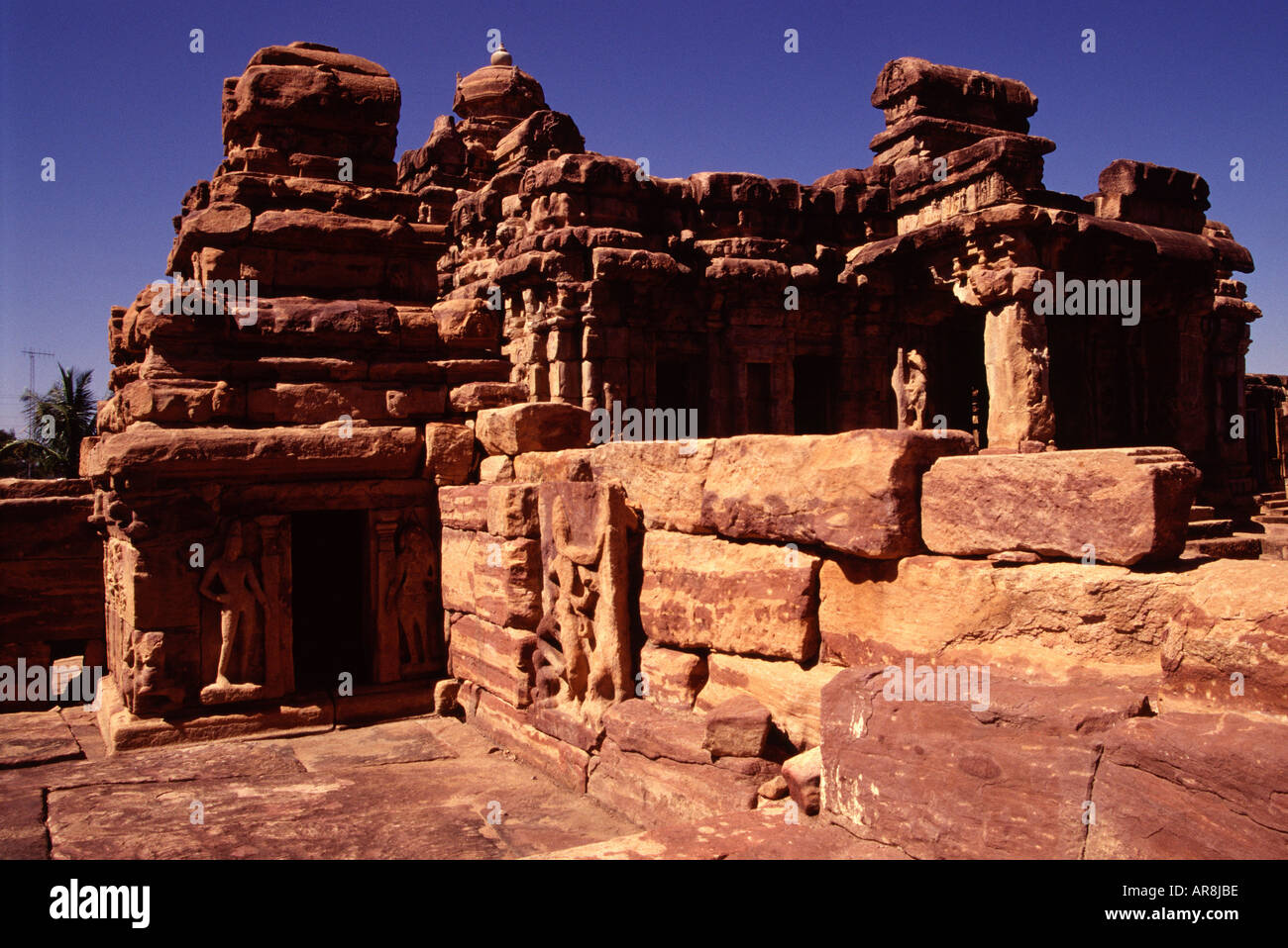 Der Lad Khan Tempel, der Shiva gewidmet ist, errichtet im 5. Jahrhundert durch Könige der Chalukya Dynastie in Aihole am Bagalkot Bezirk von Karnataka Indien Stockfoto