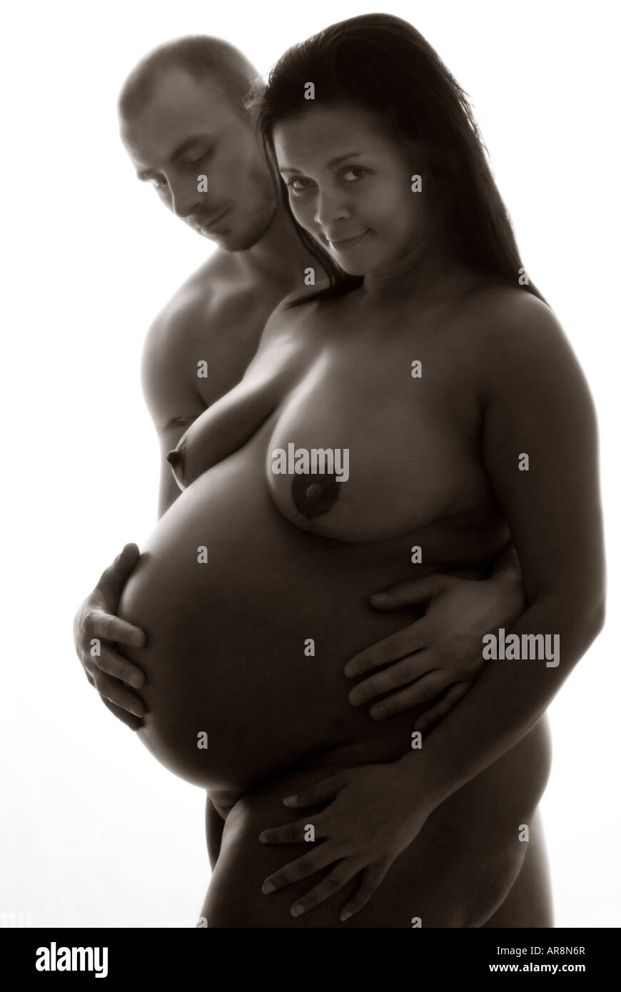 schwanger nackt Schwanger nackt große Frau und partner Stockfotografie - Alamy