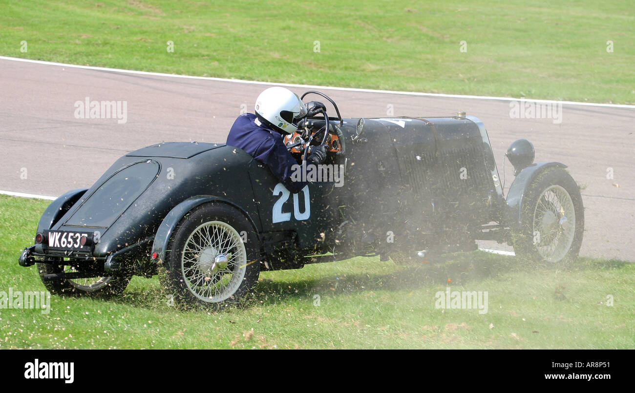 1928 Lea Francis Hyper auf dem Rasen bei Goodwood Revival, Sussex, UK Stockfoto