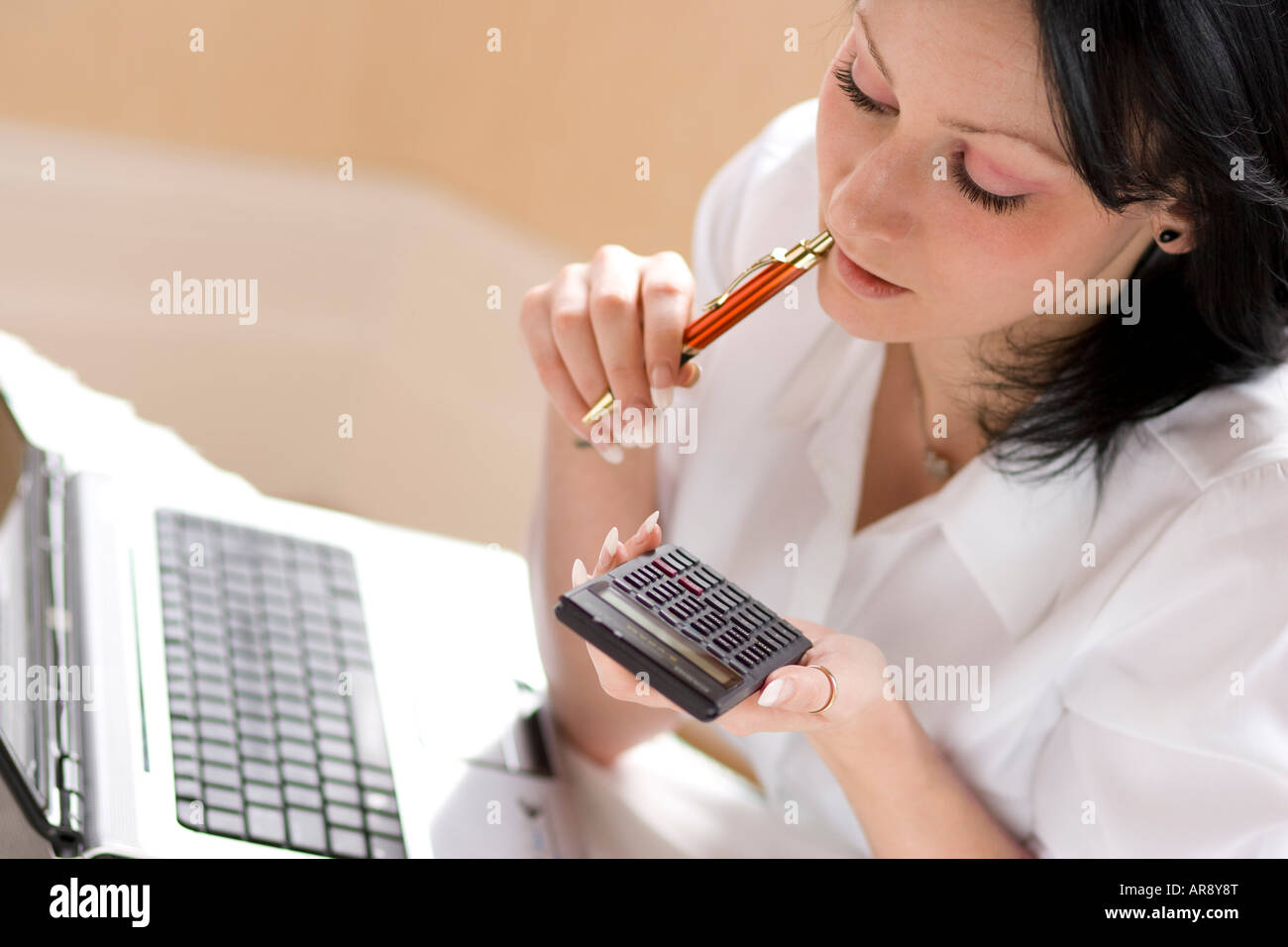 Frau, Arbeit, Finanzen Stockfoto