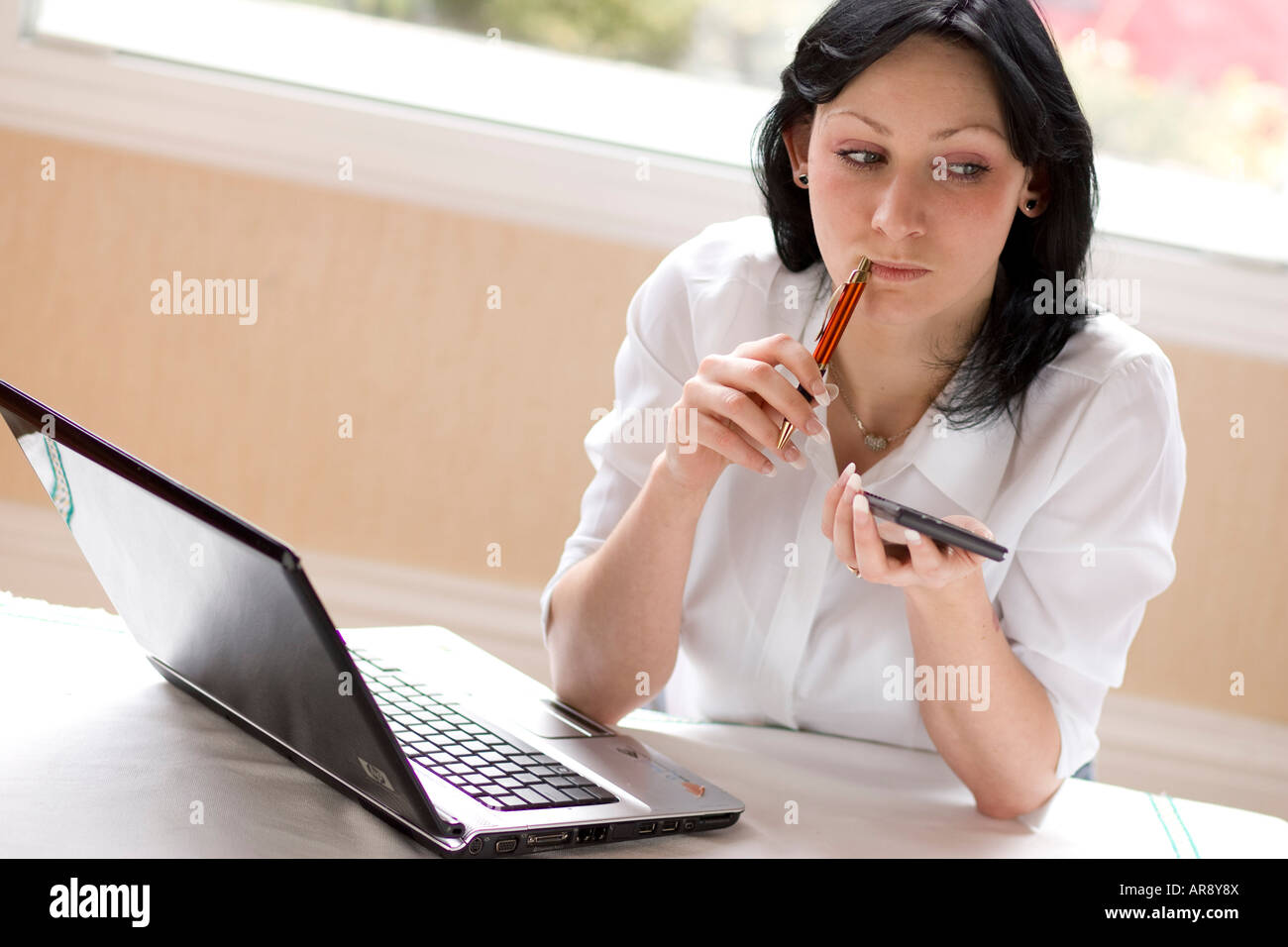Frau, Arbeit, Finanzen Stockfoto