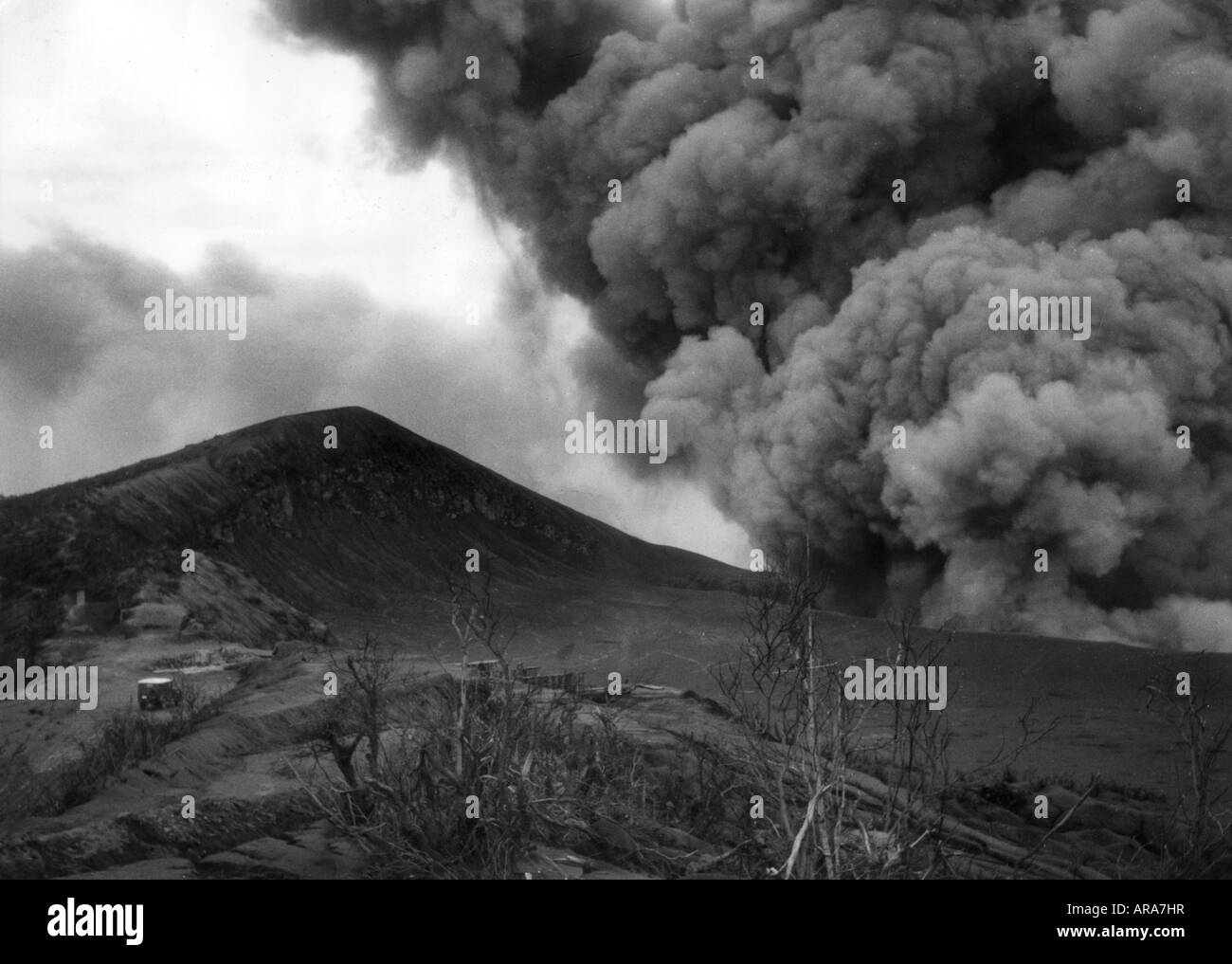 Geographie/Reise, Costa Rica, Naturkatastrophen/Katastrophe, Vulkanausbruch des Irazu-Vulkans, 1963, Stockfoto