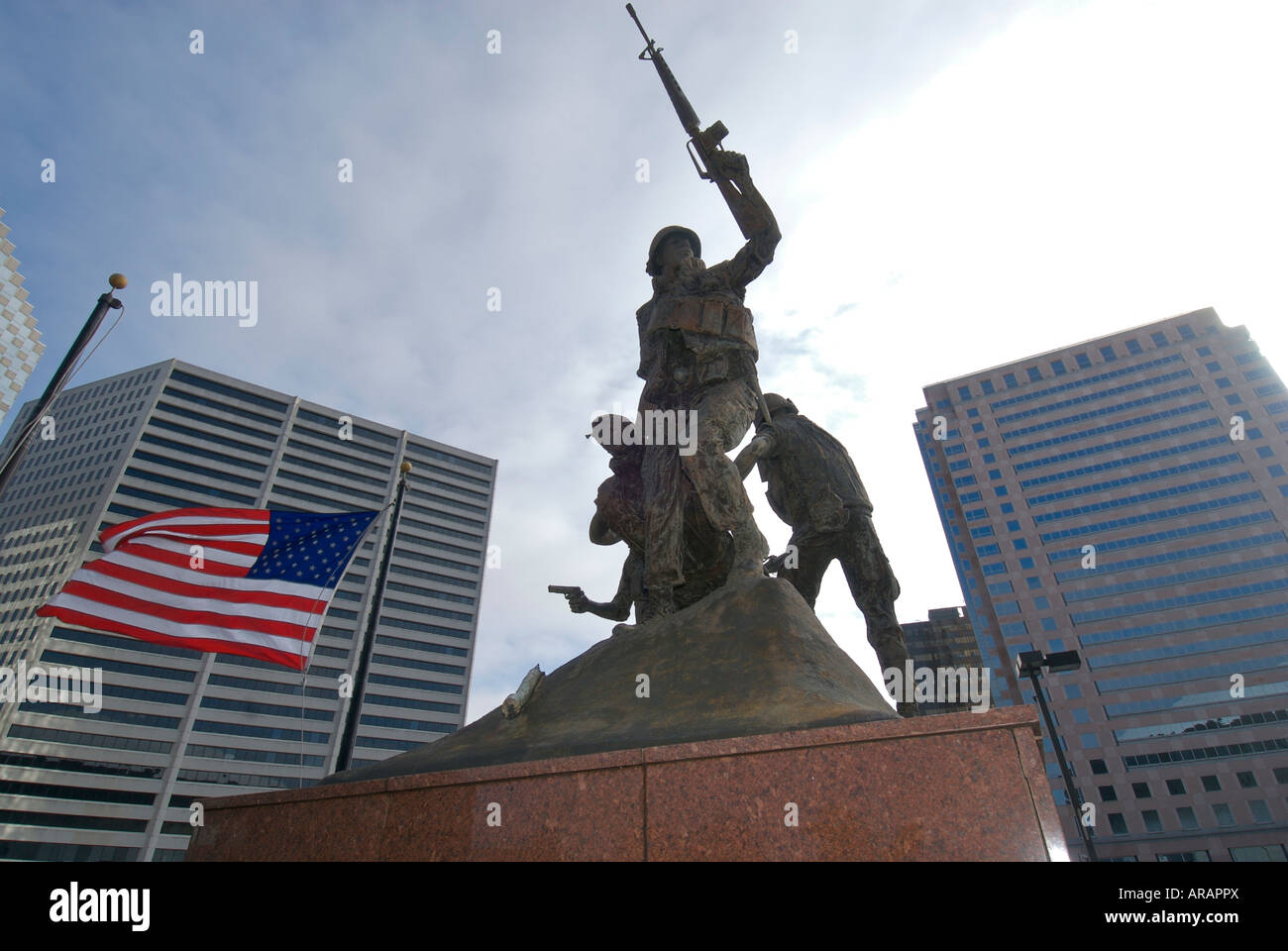 Statue vor New Orleans Super Dome Stockfoto