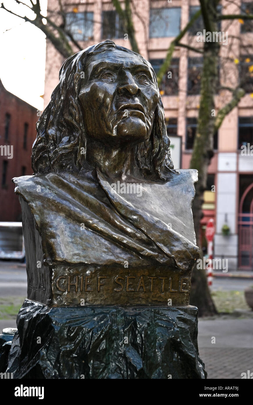 Büste von Native American Chief Seattle in Seattle Washington Pioneer Square Stockfoto