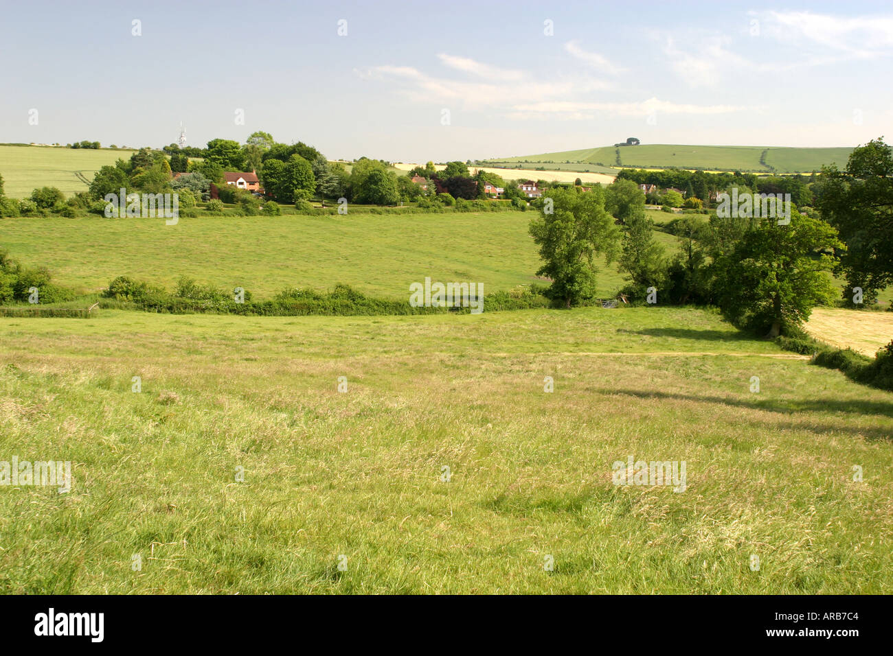 Blick vom Wanborough in Richtung Liddington Hügel in der Nähe von Swindon Wiltshire Stockfoto