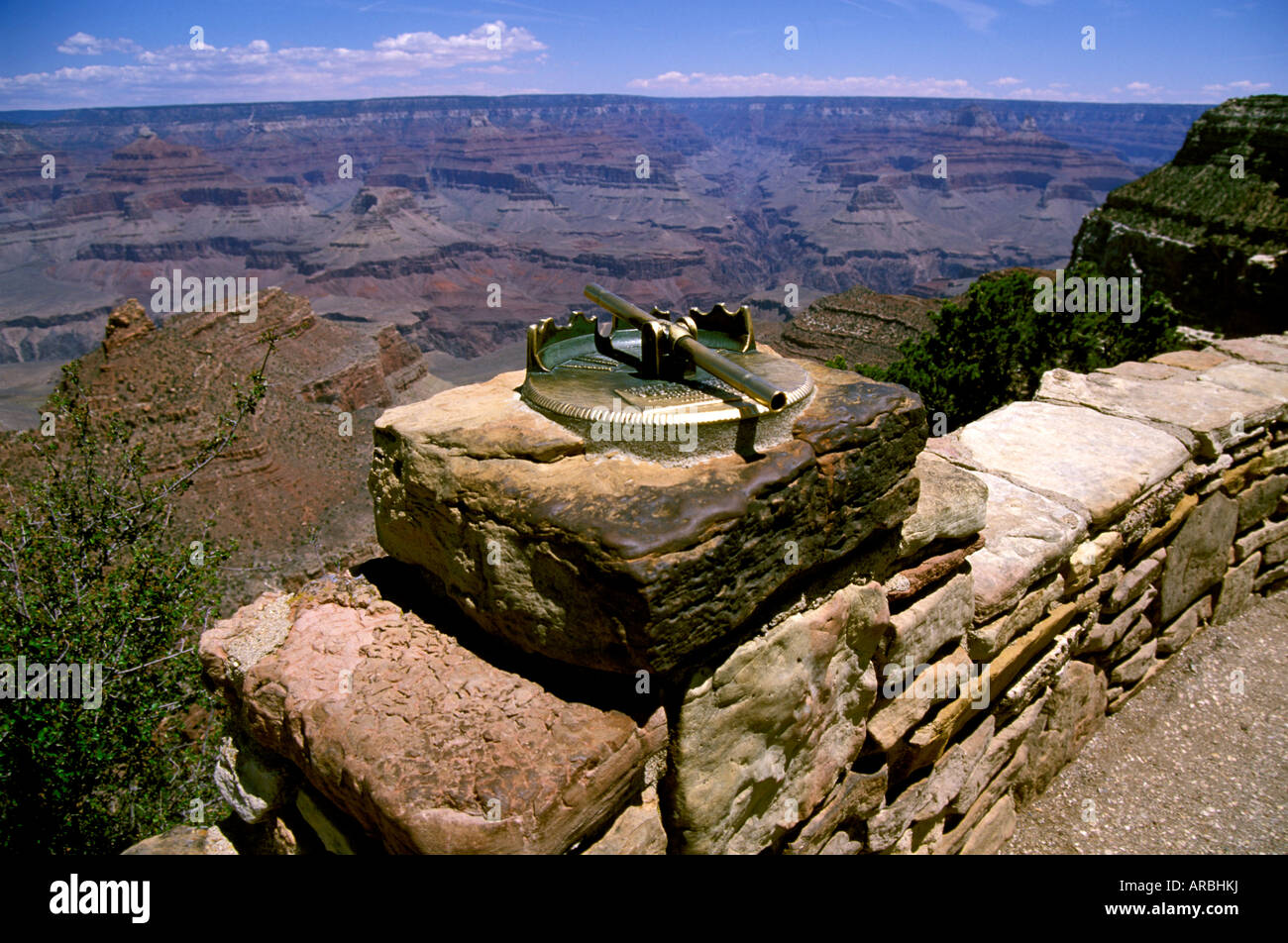 Grand-Canyon-Nationalpark Arizona AZ Sichtung Instrument am South Rim Erosion Klippen Geologie rockt ariden Colorado River Stockfoto