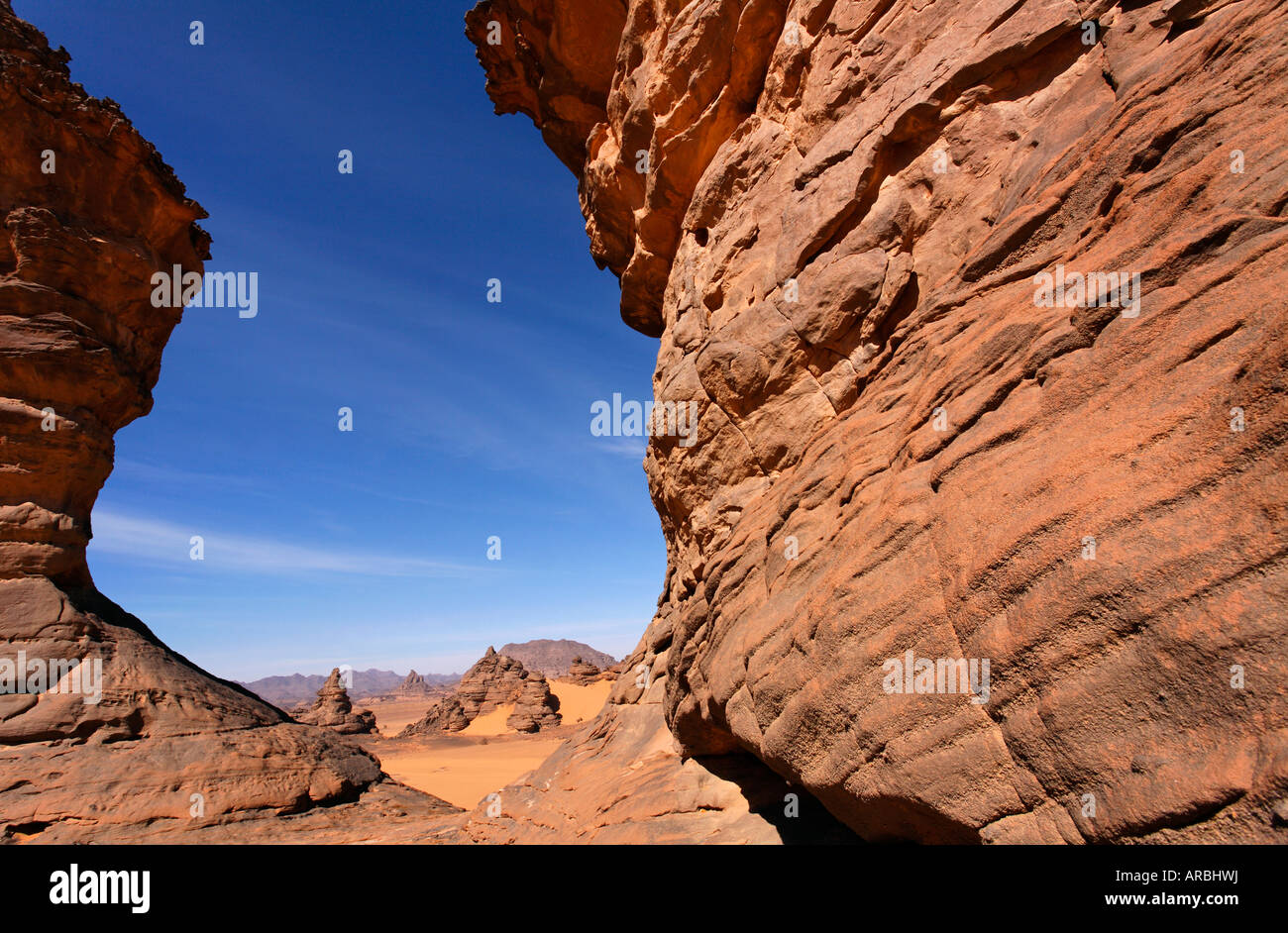 Natürlichen Felsformationen im Akakus Gebirge Wüste Sahara Libyen Stockfoto
