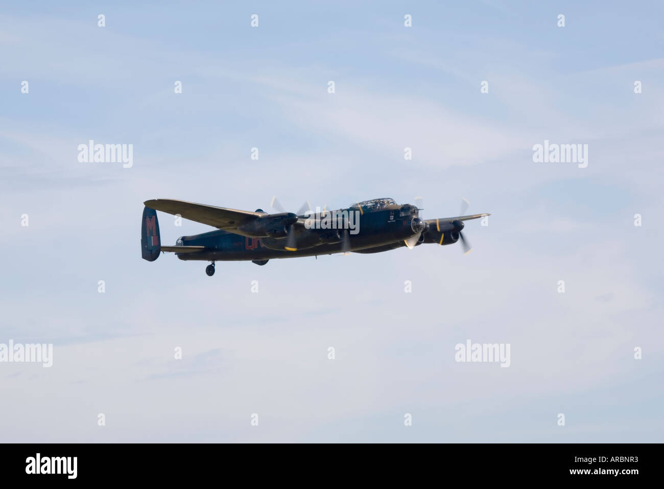 Schlacht von Britain Memorial Flight RAF Lancaster Bomber während des Fluges Stockfoto