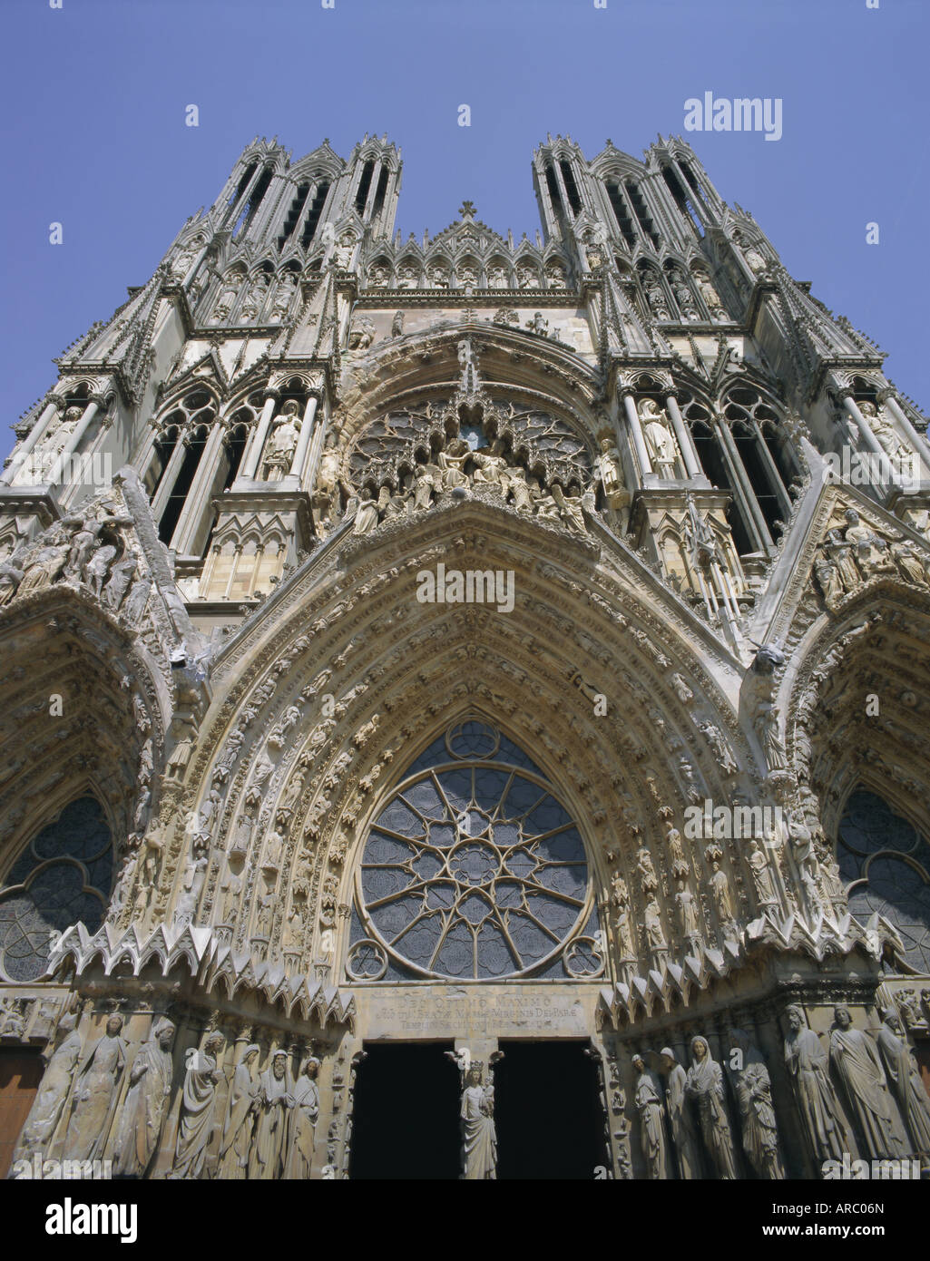 Westfassade, die Kathedrale von Reims, UNESCO-Weltkulturerbe, Champagne, Frankreich Stockfoto