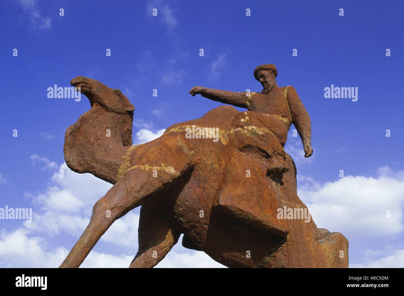 Detail des Denkmals nach Silk Route Reisende, Usbekistan, GUS, Zentralasien, Asien Stockfoto