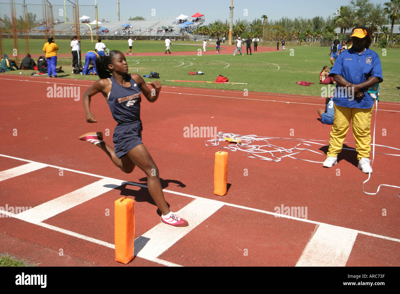 Miami Florida, Tropical Park, Greater Miami Athletic Conference, Meisterschaften, Leichtathletik, Sport, Leistung, Unterhaltung, High School, Campus, Studenten Stockfoto
