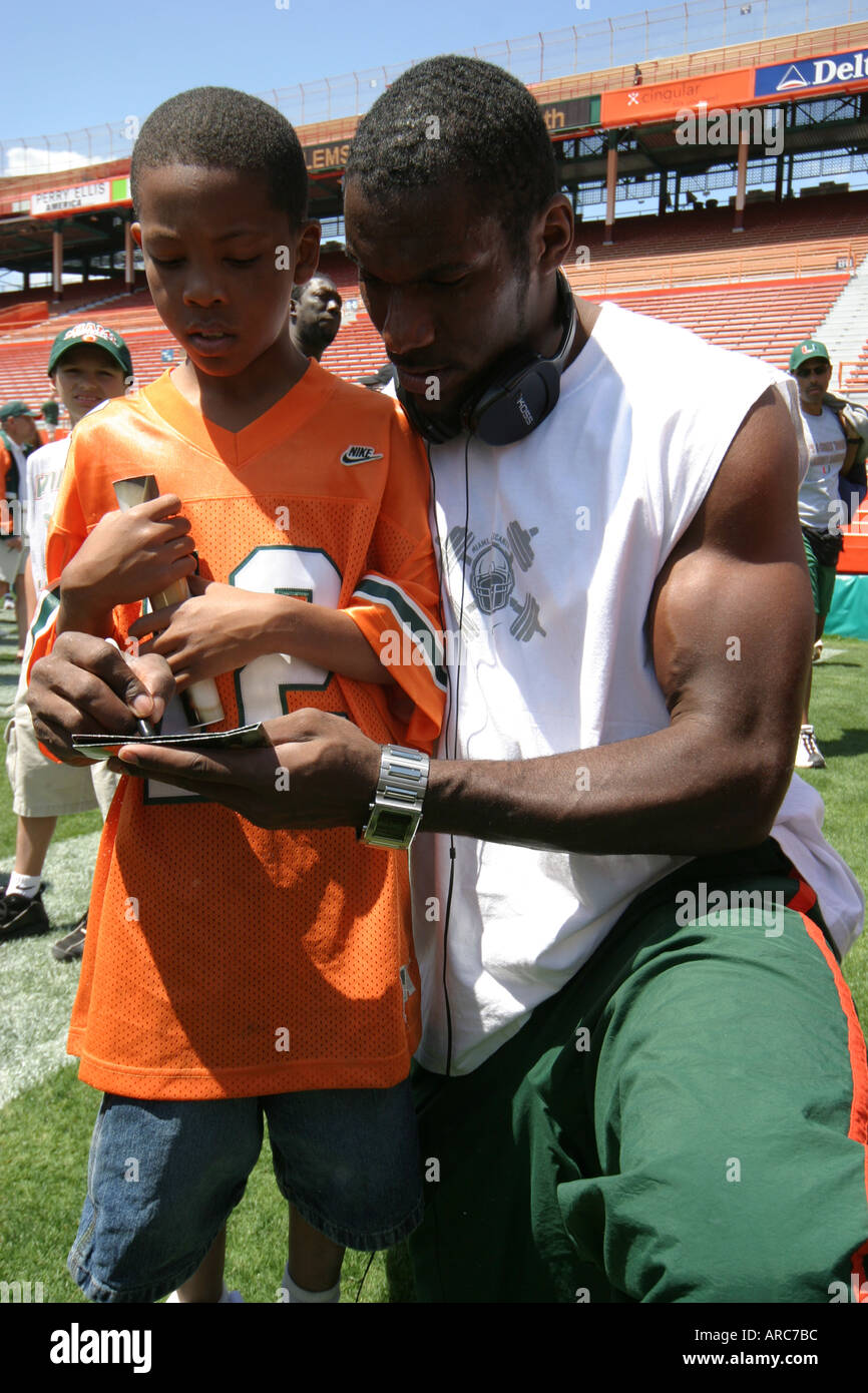 Miami Florida, Orange Bowl, Wetter an der Universität von Miami, Hurrikane, Canesfest, College Football, Sport, Athlet, Vorsaison Scrimmage, Fans, Stadion, Spieler, aut Stockfoto