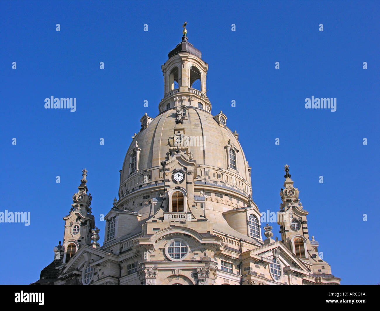 Die Kuppel der Welt berühmten neuen Frauenkirche in Dresden Stockfoto