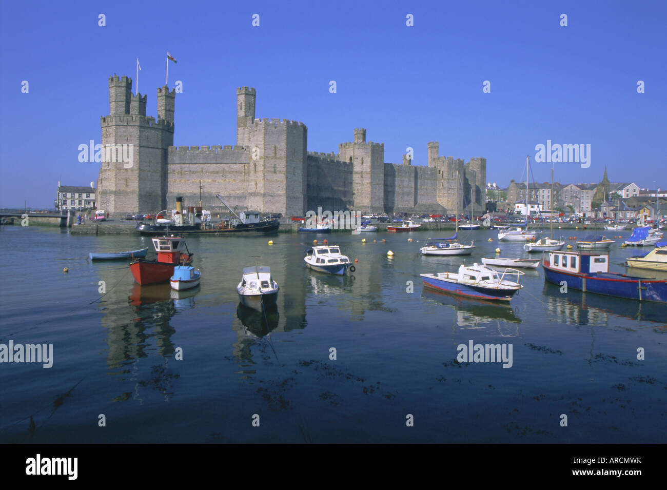Caernarfon (Caernarvon) Burg, UNESCO-Weltkulturerbe, Gwynedd, Nordwales, Wales, UK, Europa Stockfoto