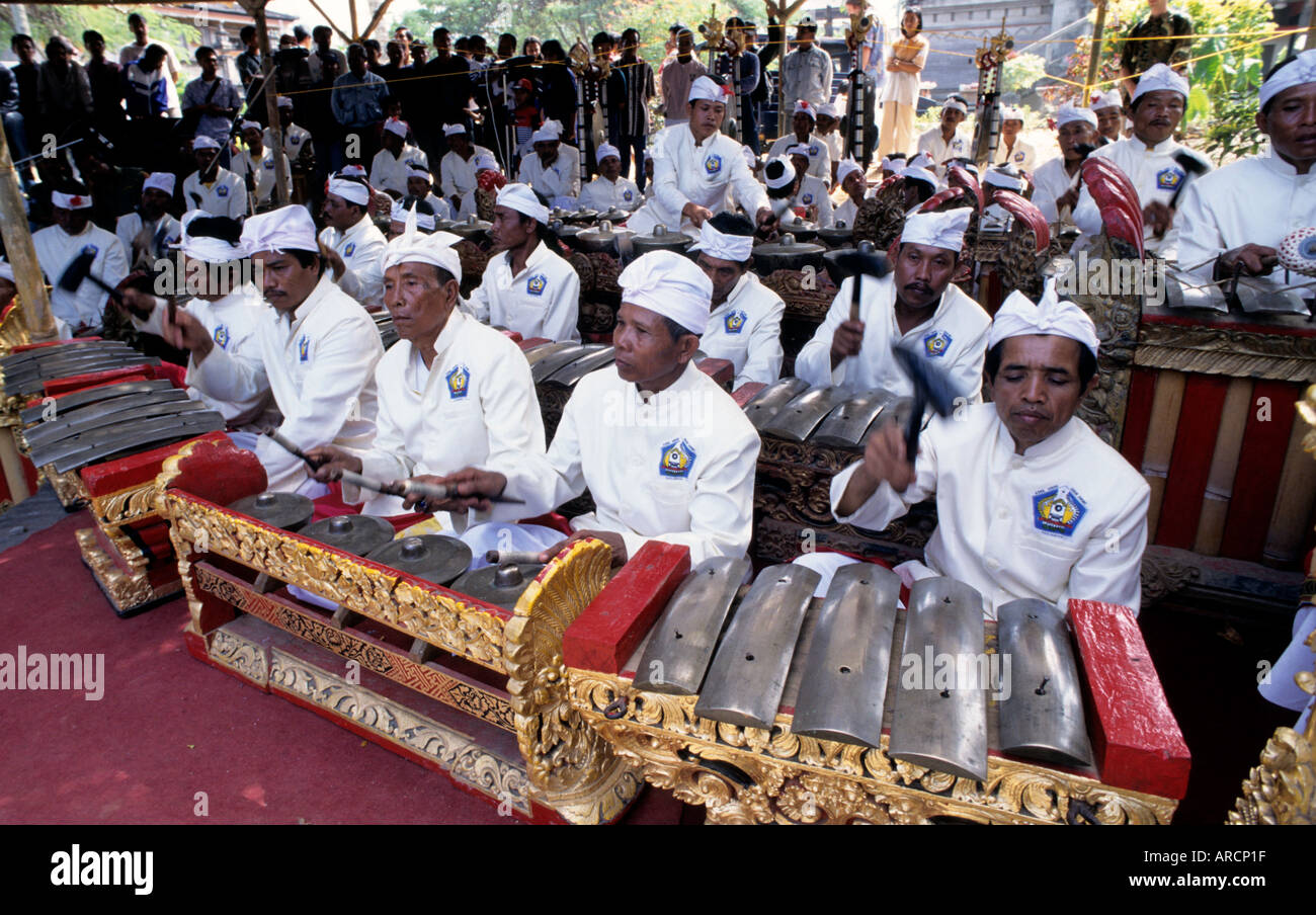 Bali Ubud Gamelan Musik Hochzeit Heirat Indonesien Stockfoto