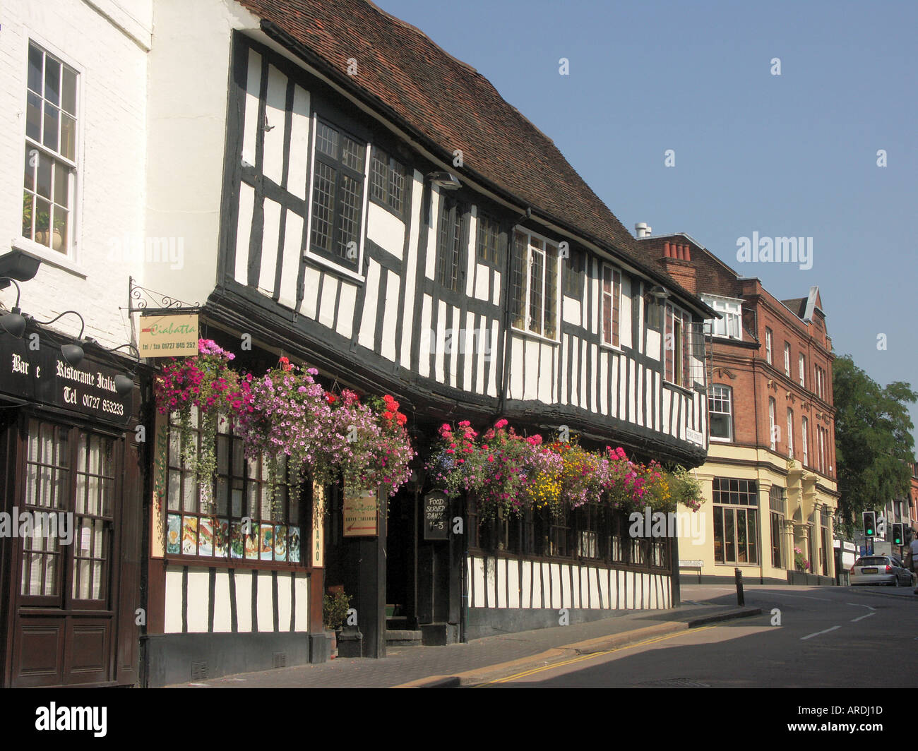 George Street St Albans, Hertfordshire, England, Großbritannien Stockfoto