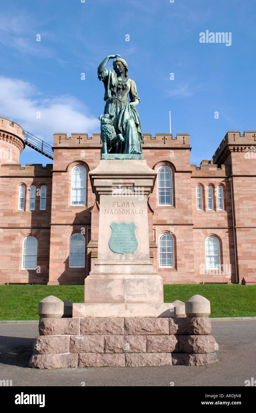 Denkmal für schottische Heldin Flora MacDonald in Inverness Castle.  Schottland.  XPL 3533-344 Stockfoto