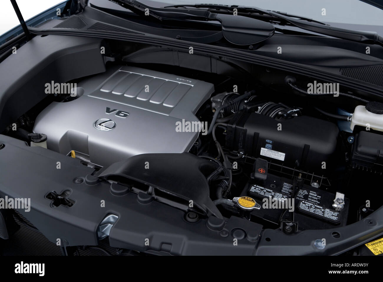 2007 Lexus RX 350 in blau - Motor Stockfotografie - Alamy