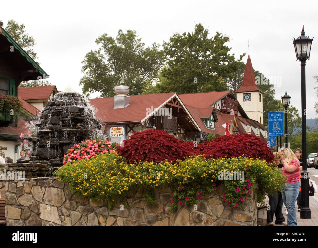 Georgia Helen German Alpine Village Stockfotos Und Bilder Kaufen Alamy