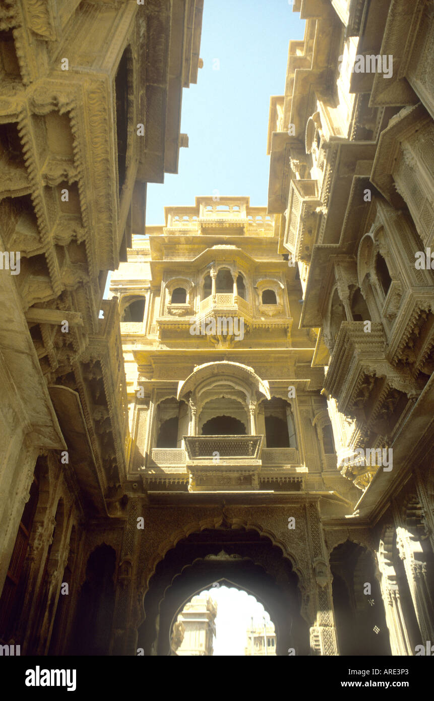exquisit traditionell geschnitzte Sandstein Haveli (Kaufmannshaus) in Jaiselmar Rajasthan Indien Stockfoto