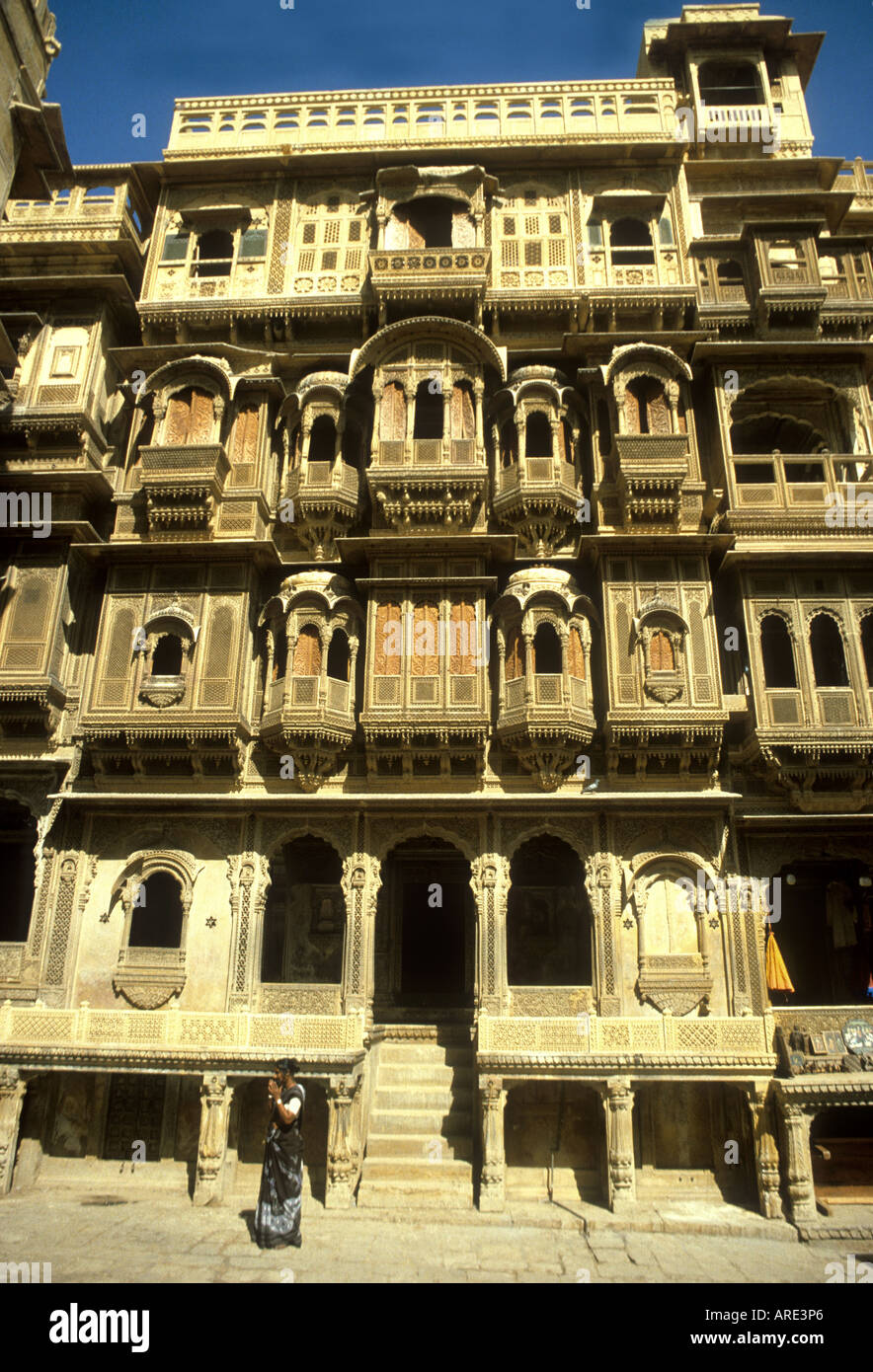 exquisit traditionell geschnitzte Sandstein Haveli (Kaufmannshaus) in Jaiselmar Rajasthan Indien Stockfoto