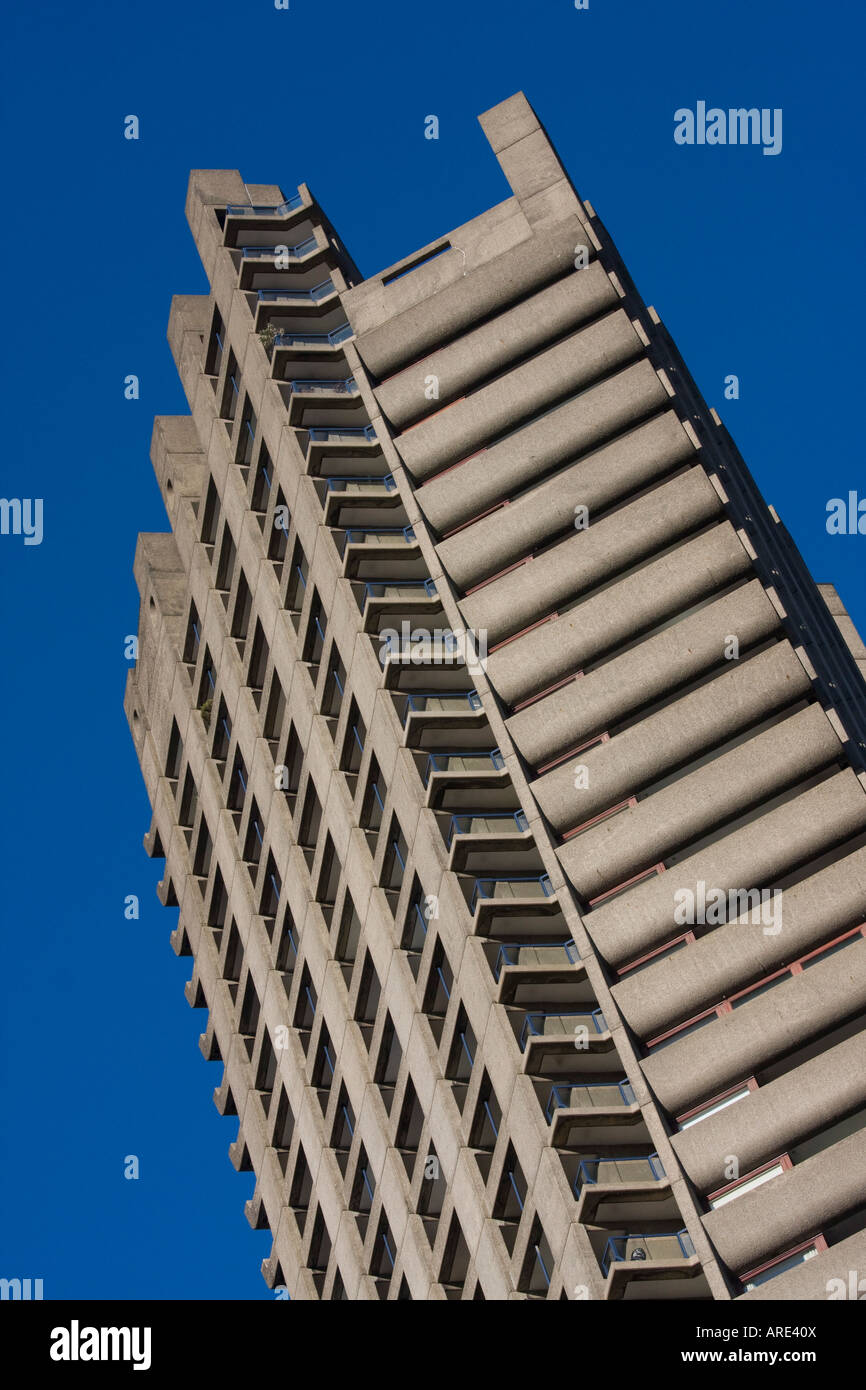 Barbican Turm Wohnblock City of London GB UK Stockfoto