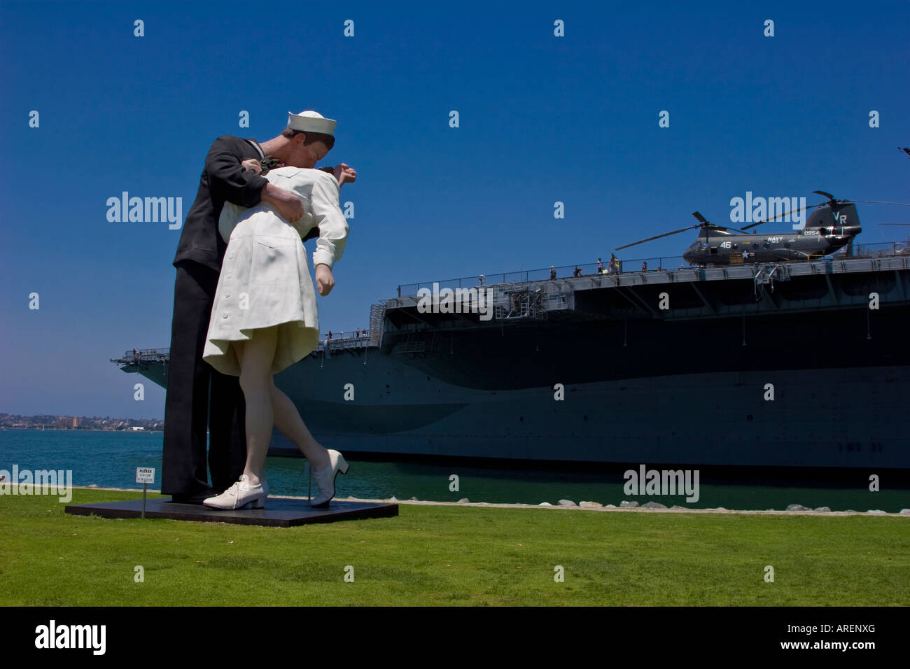 Bedingungslose Kapitulation, die Segler küssen Krankenschwester Statue San Diego CA. Stockfoto