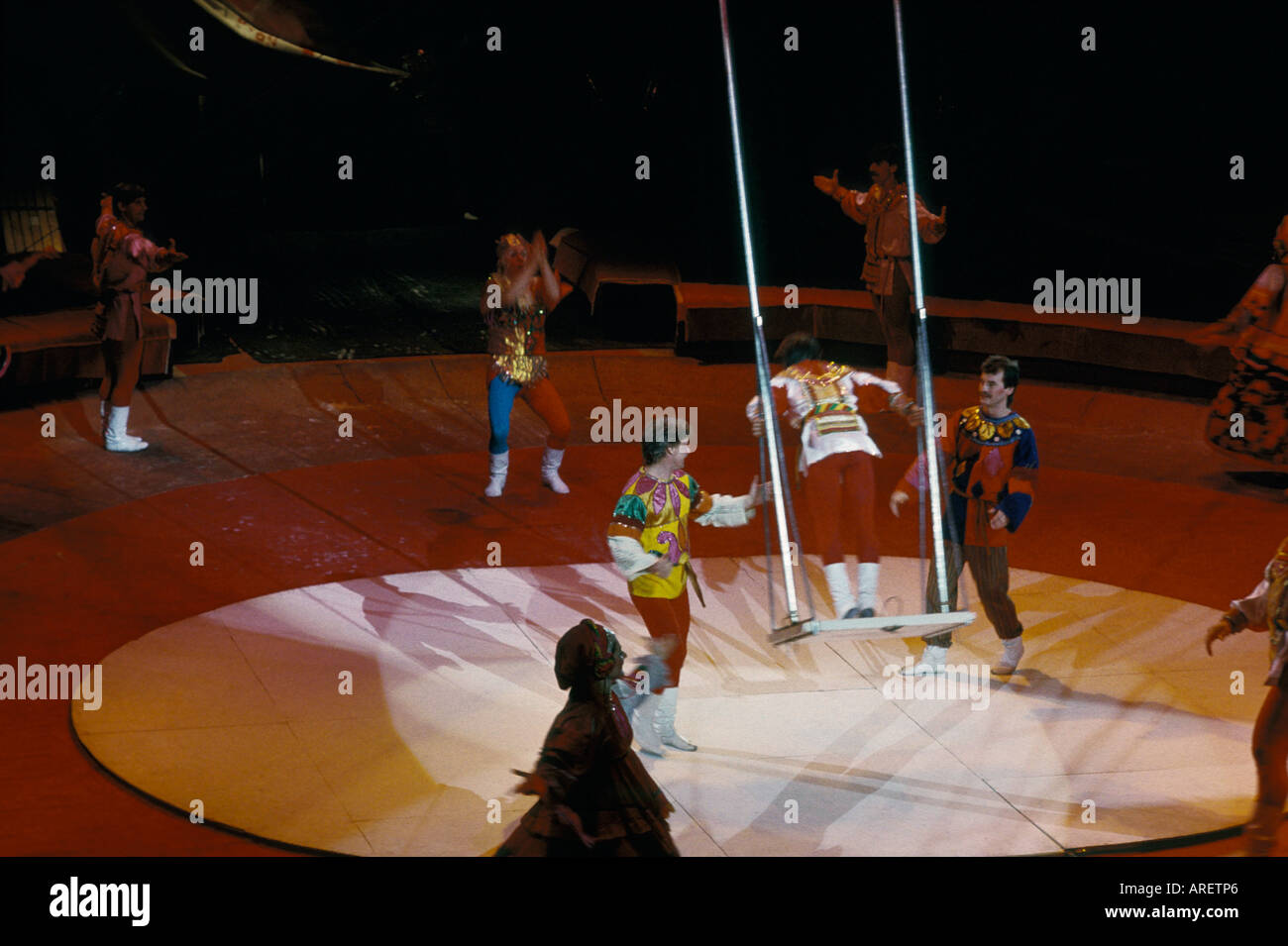 Zirkus Darsteller Acrobat Trinkgläser Stockfoto