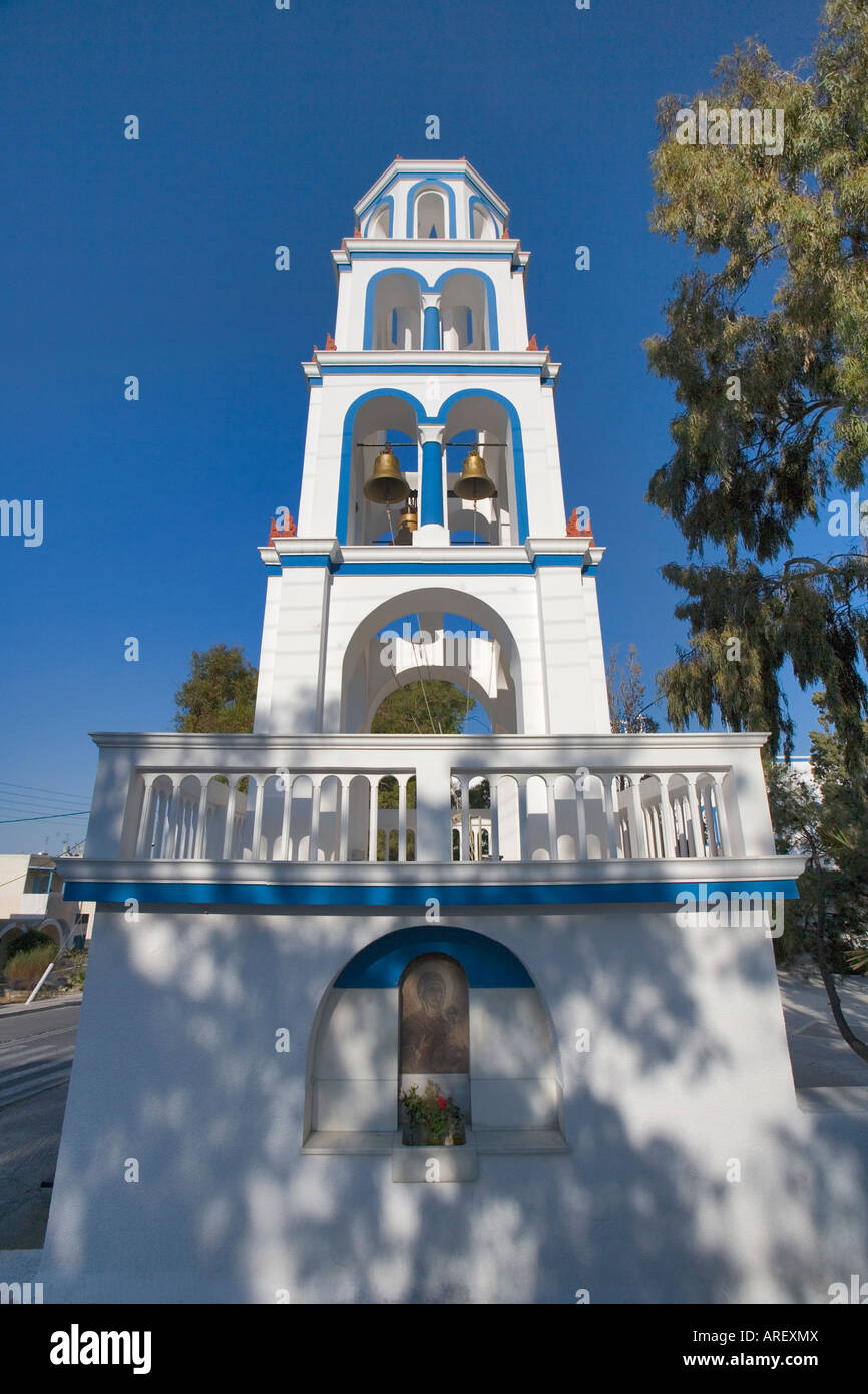 ^ Kirche ^ Glockenturm "Kamari' 'Santorini'"Griechenland" Stockfoto