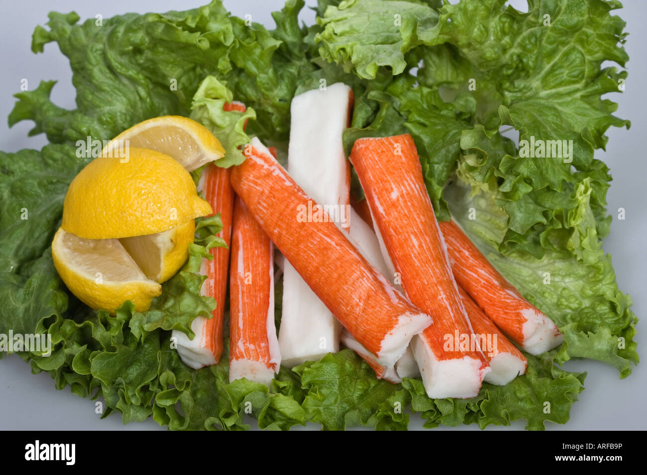 Die Surimi-Krabbenstifte Meeresfrüchte von oben aus der Vogelperspektive Nahaufnahme Bilder Fotos Fotografie Verkauf für auf alamy horizontal in USA US hochauflösend Stockfoto