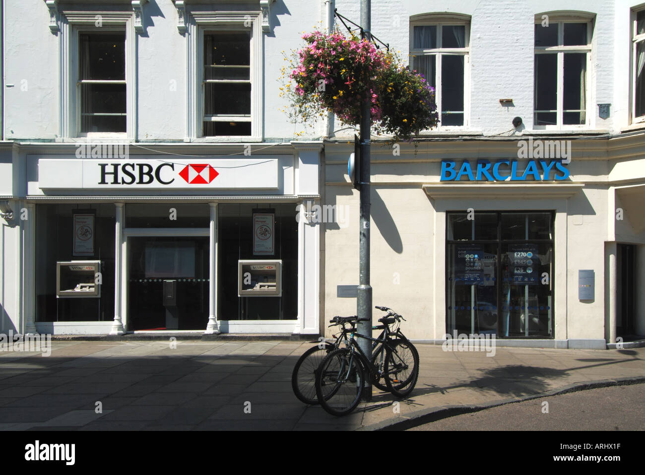 Cambridge Universität Stadt zwei rivalisierende Niederlassung Räumlichkeiten nebeneinander Stockfoto