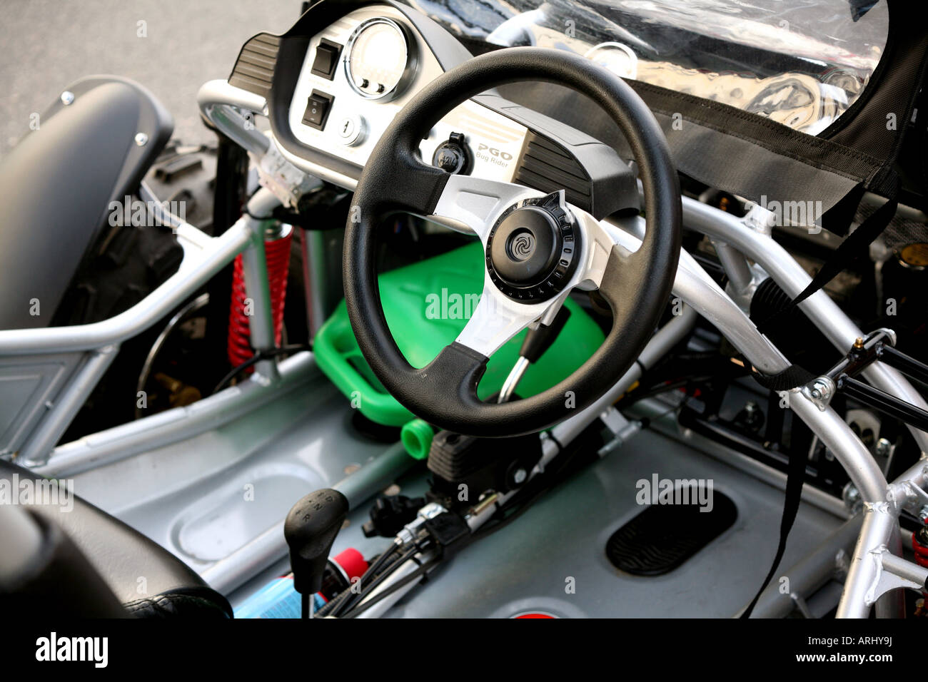 Cockpit des Buggy geparkt auf Street in London 2007 Stockfoto