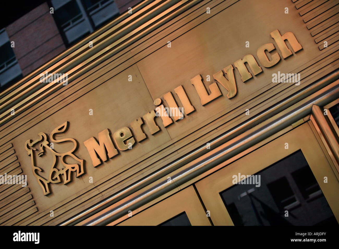 Eingang an der MERRILL LYNCH in NEW YORK CITY Gebäude Stockfoto